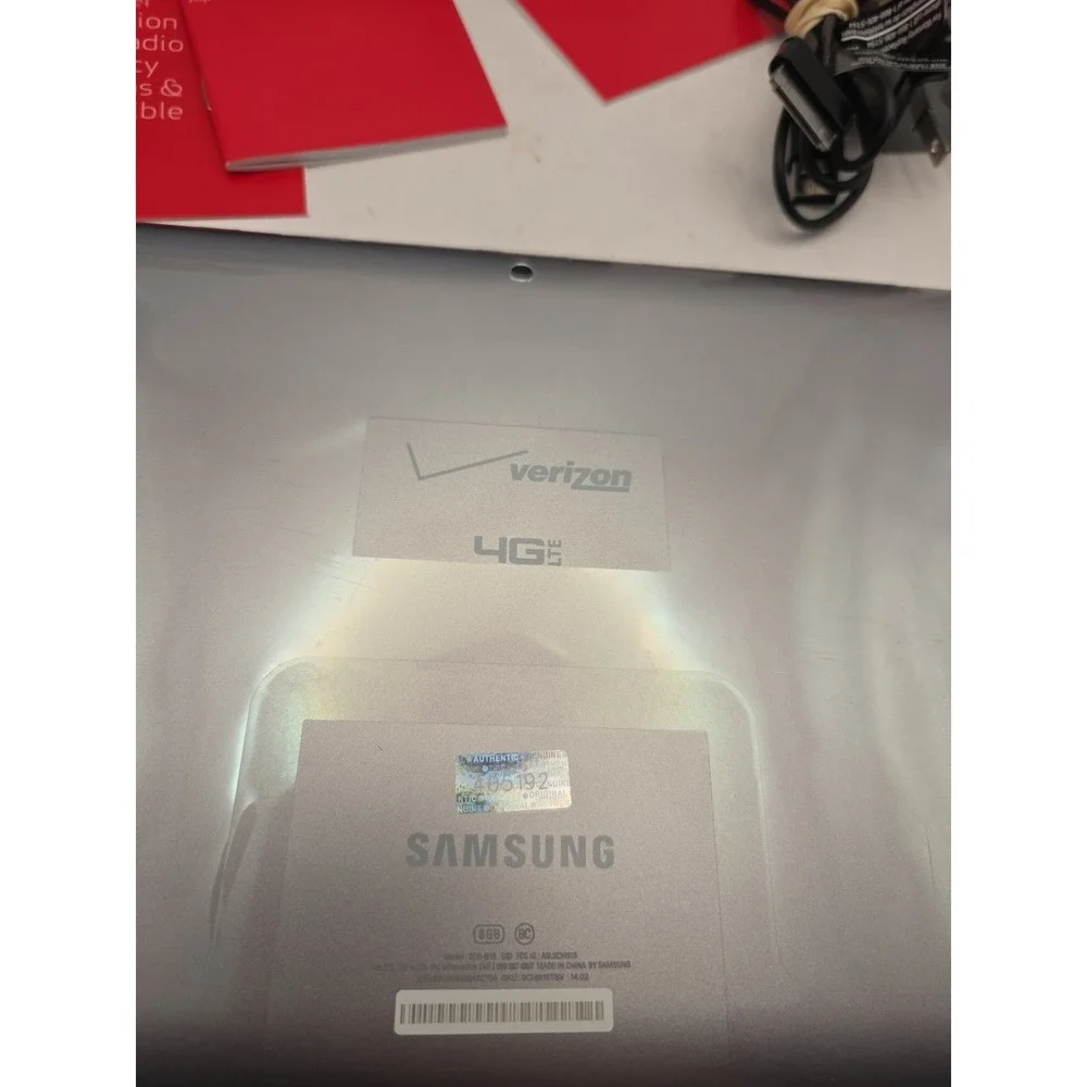 Samsung Galaxy Tab 2 SCH-1915 8GB, Wi-Fi, 10.1in - Titanium Silver FOR REPAIR